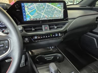 UX300h