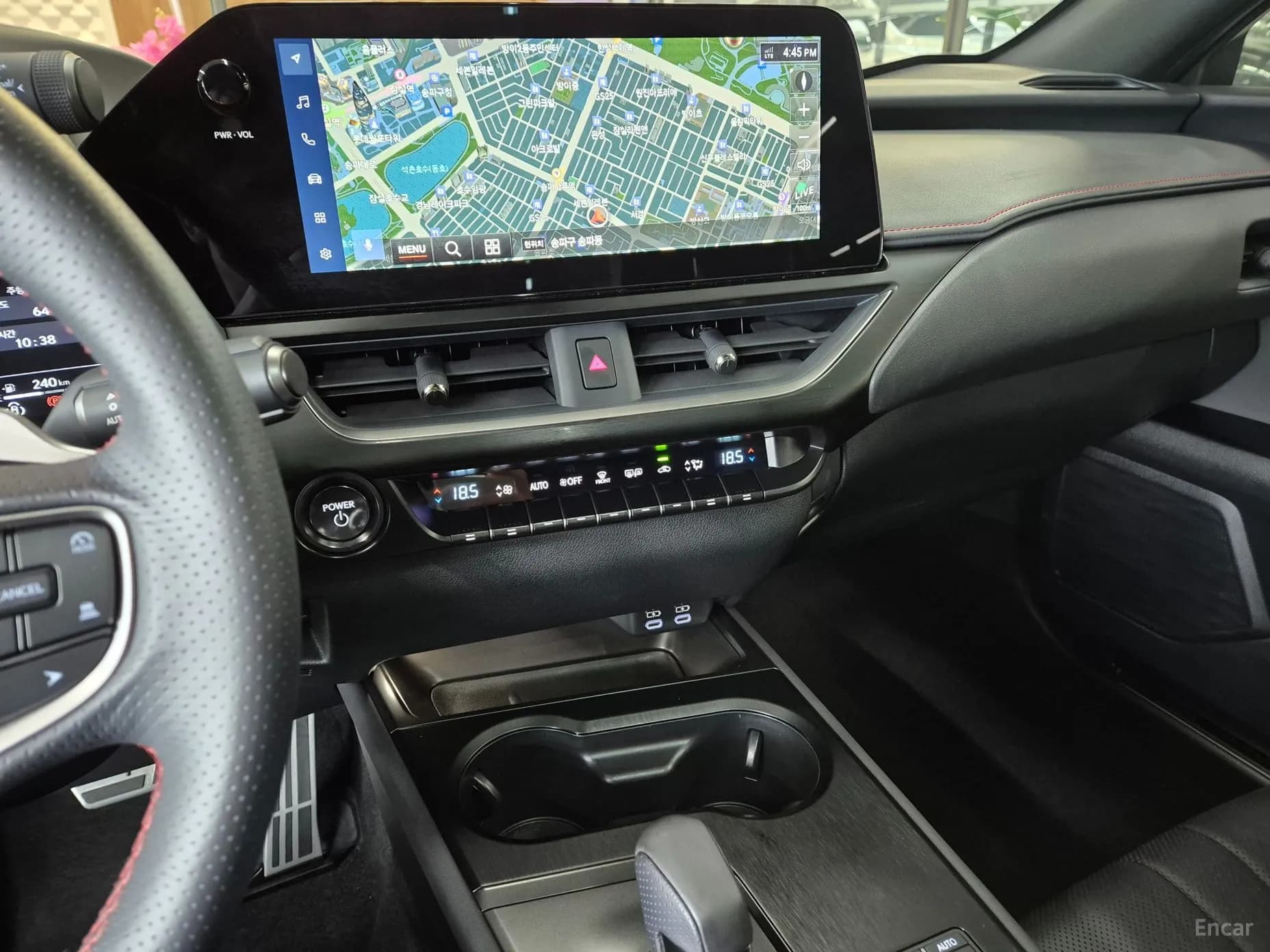 UX300h