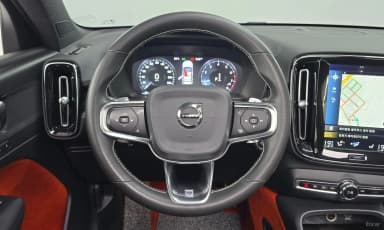 XC40