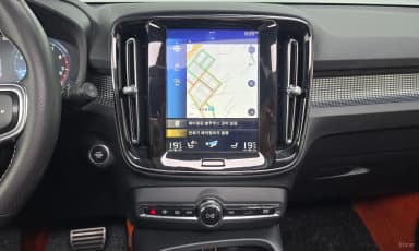 XC40