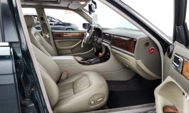 XJ-6