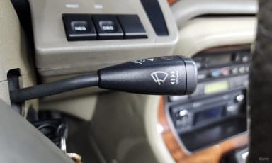 XJ-6