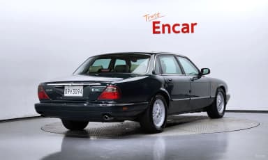 XJ-6