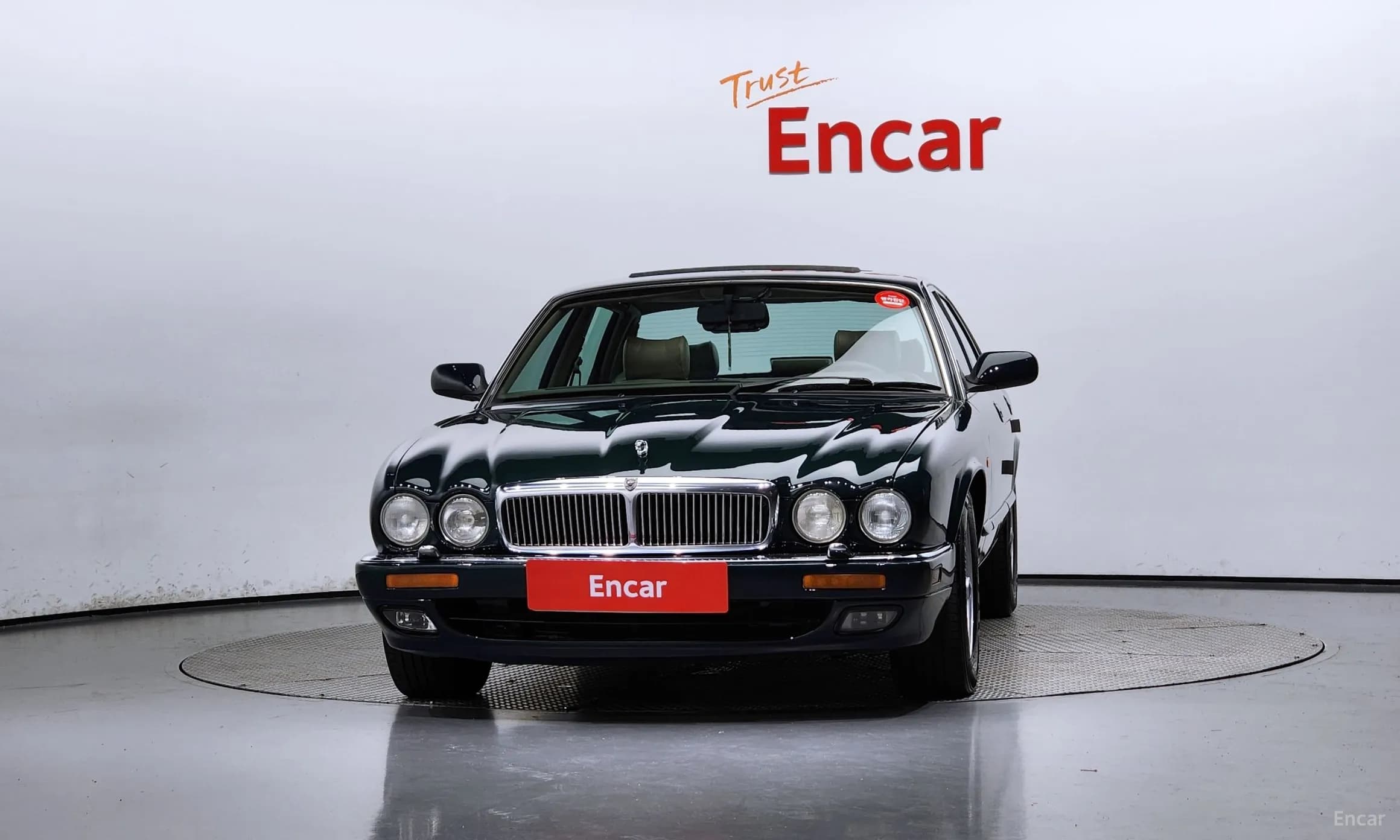 XJ-6