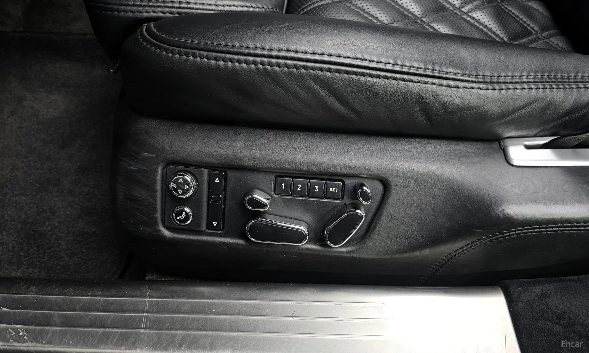 Flying Spur Gen 1