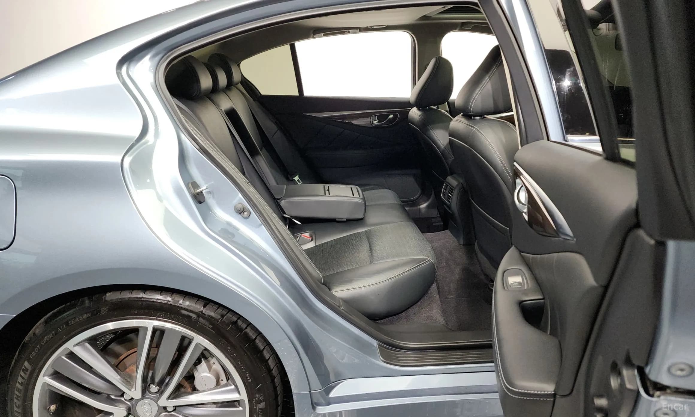 Q50