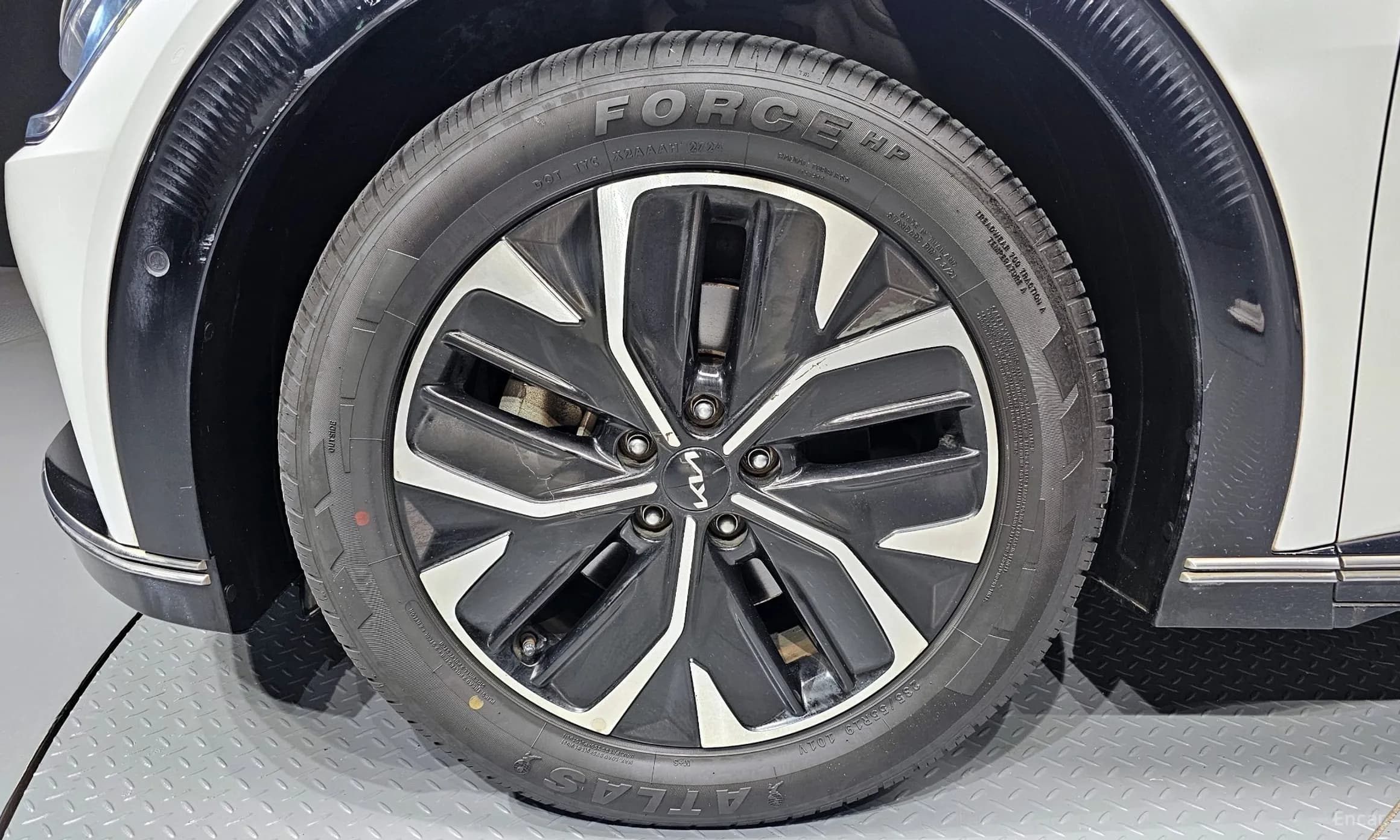 EV6