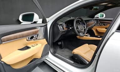 S90