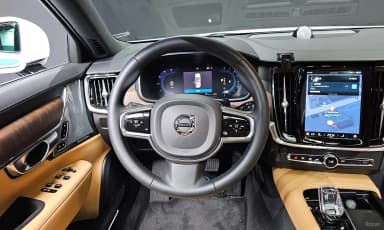 S90