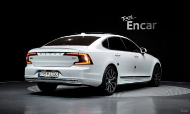 S90