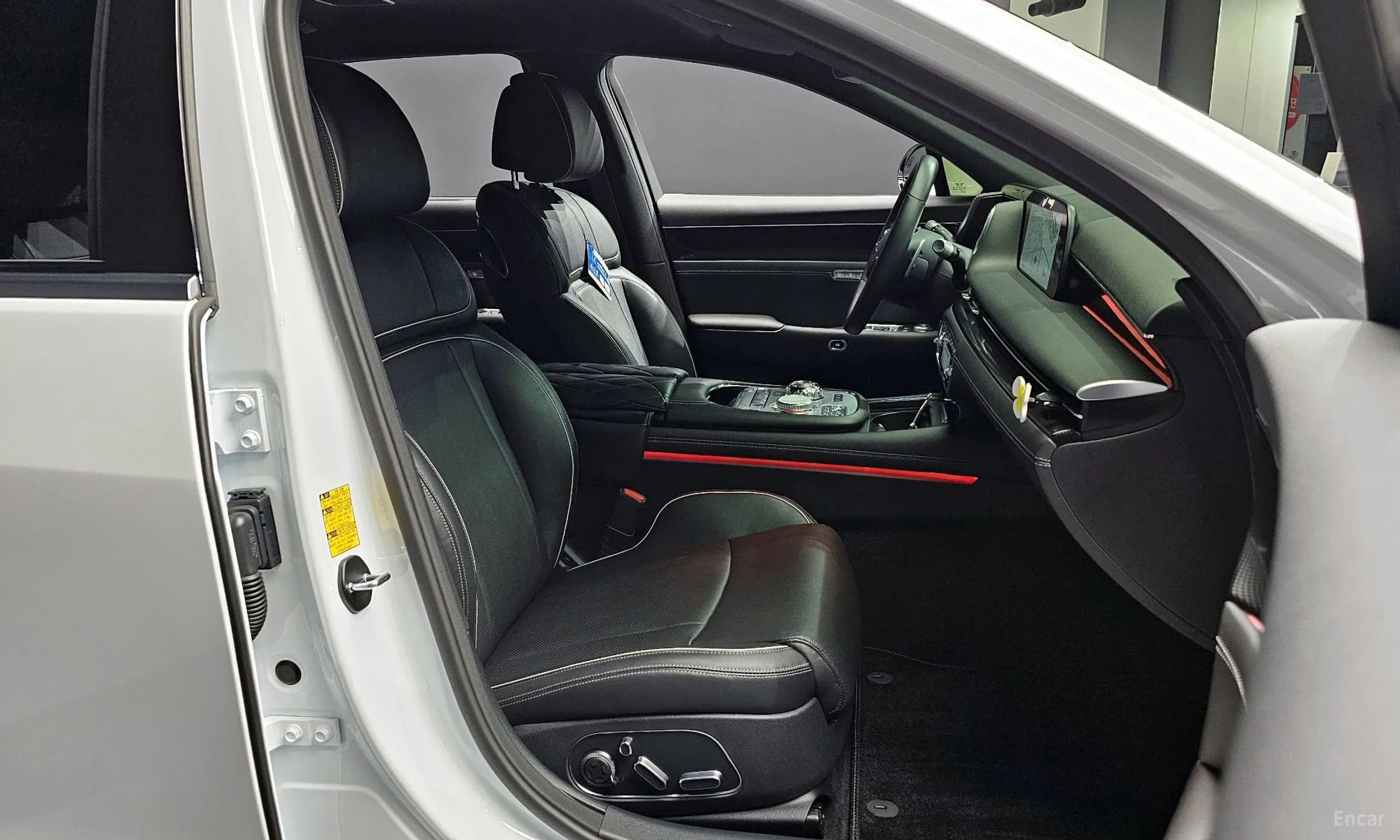 G90 (RS4)
