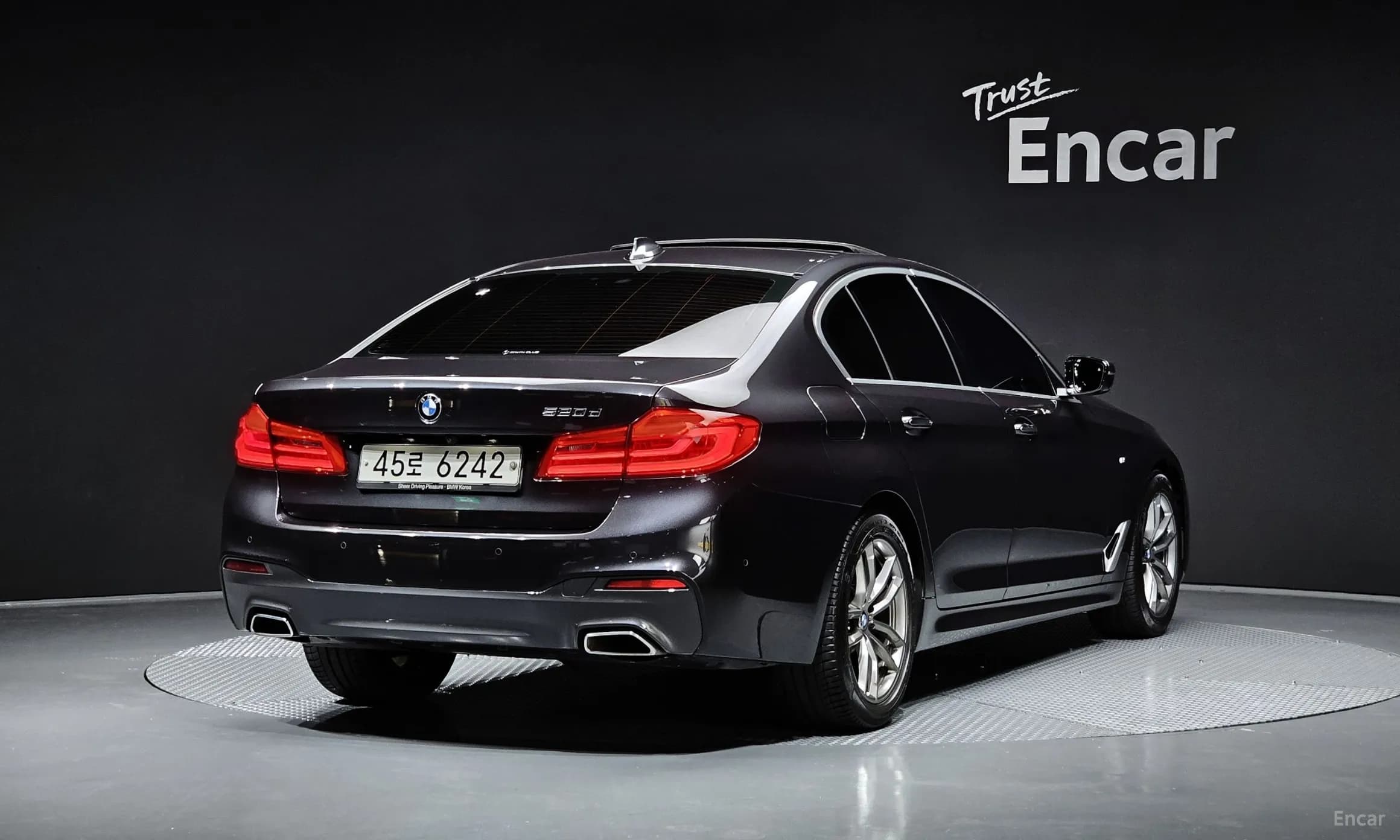 5 Series (G30)