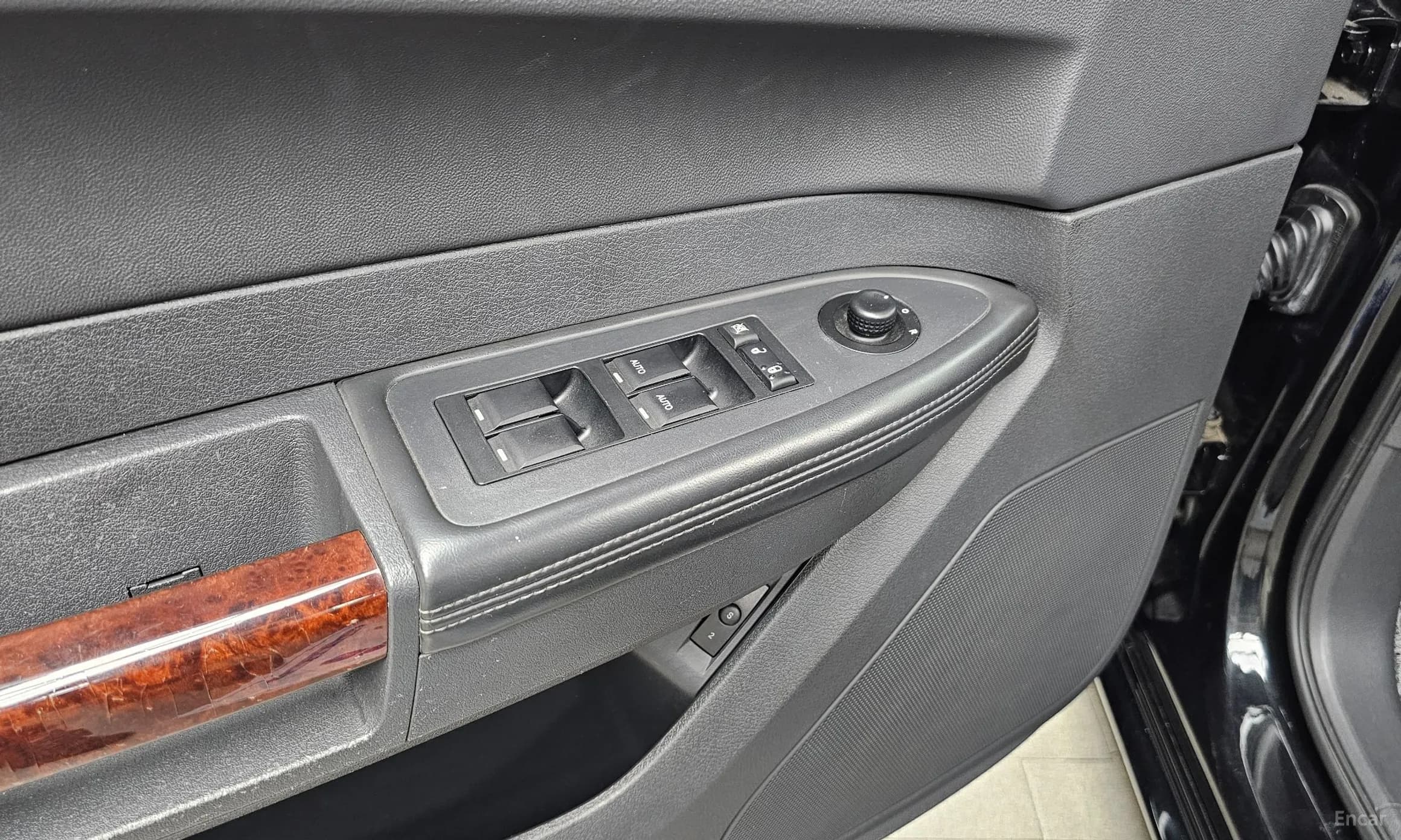 300C