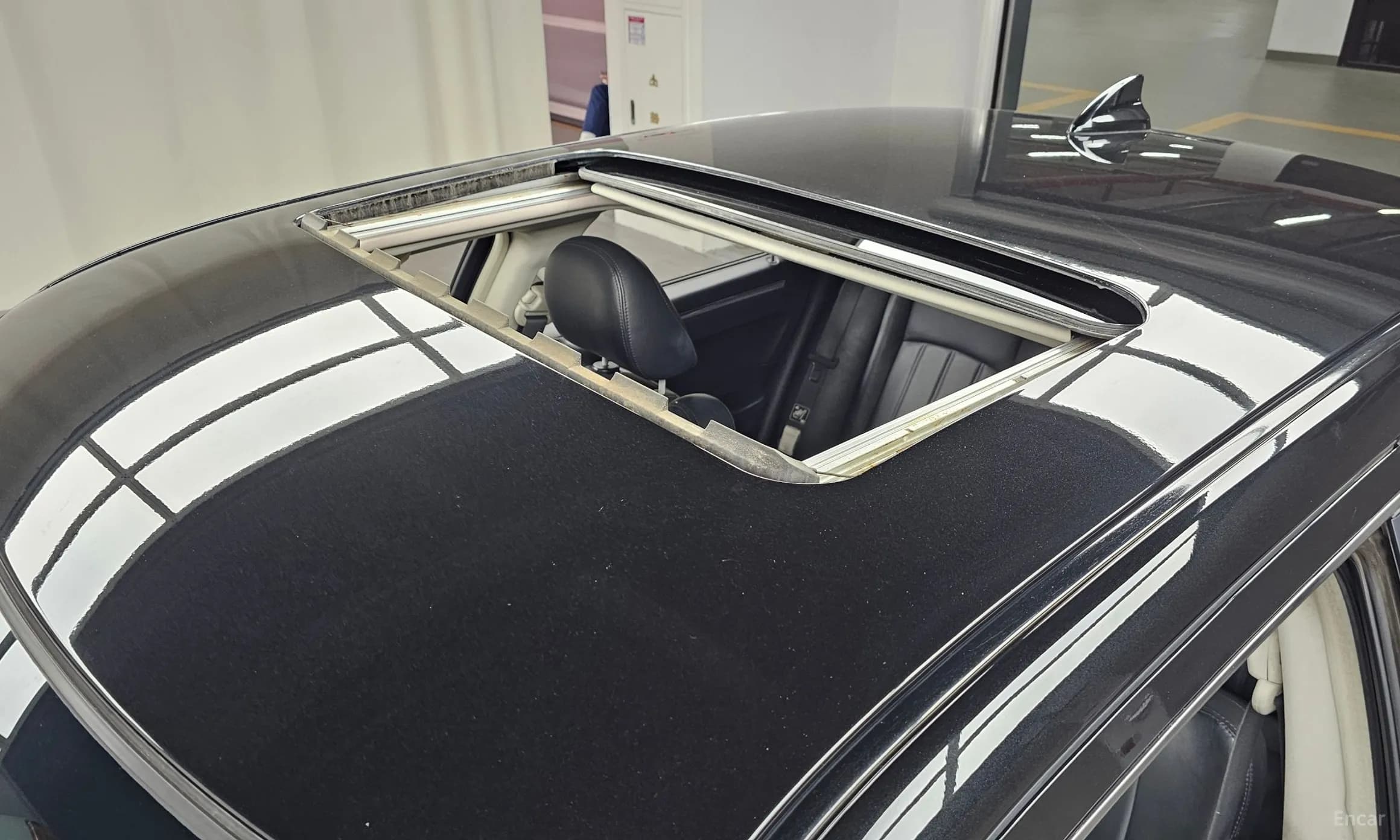 300C