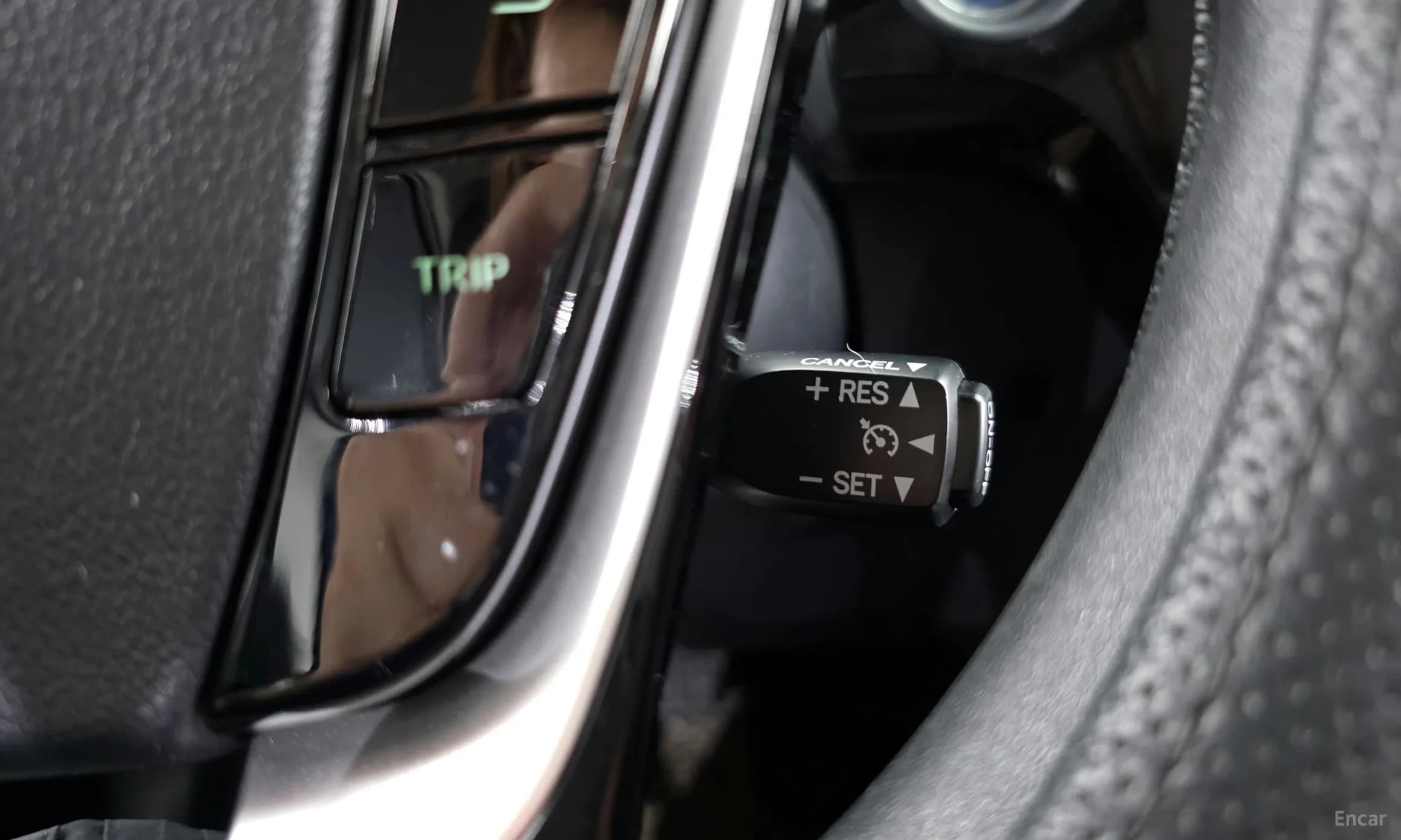 Prius C