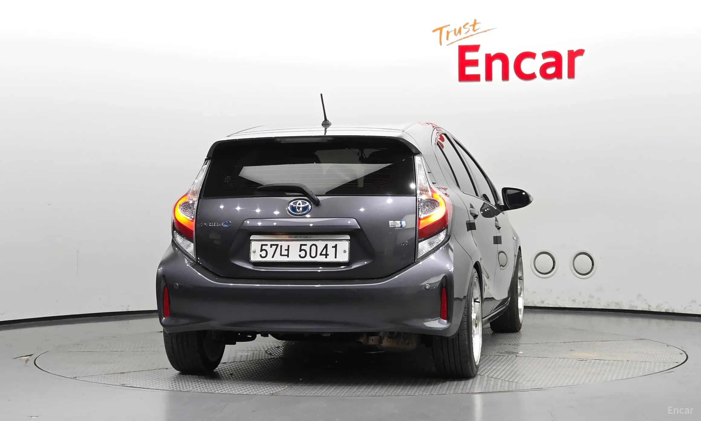 Prius C