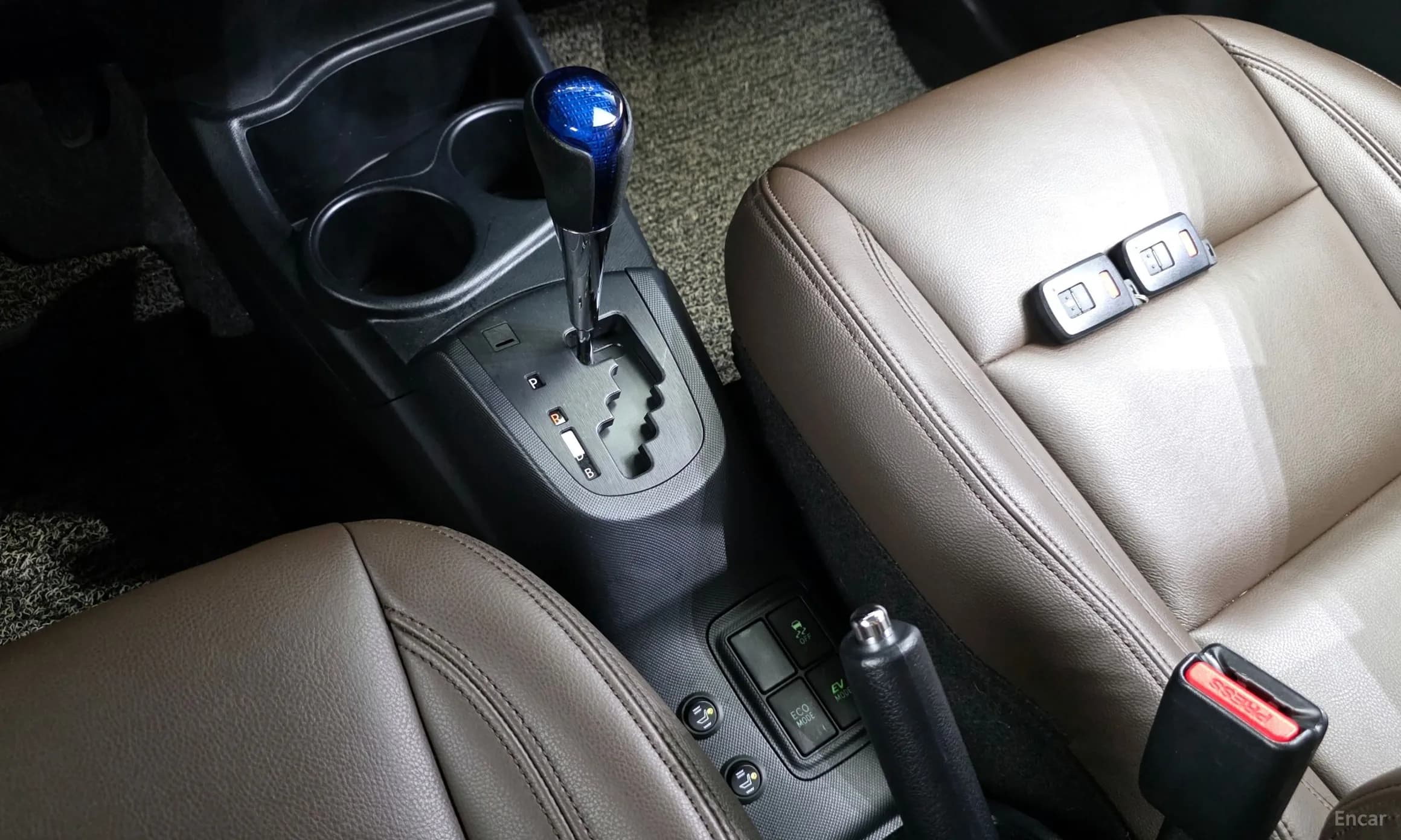 Prius C