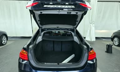 Series 4 (F32)