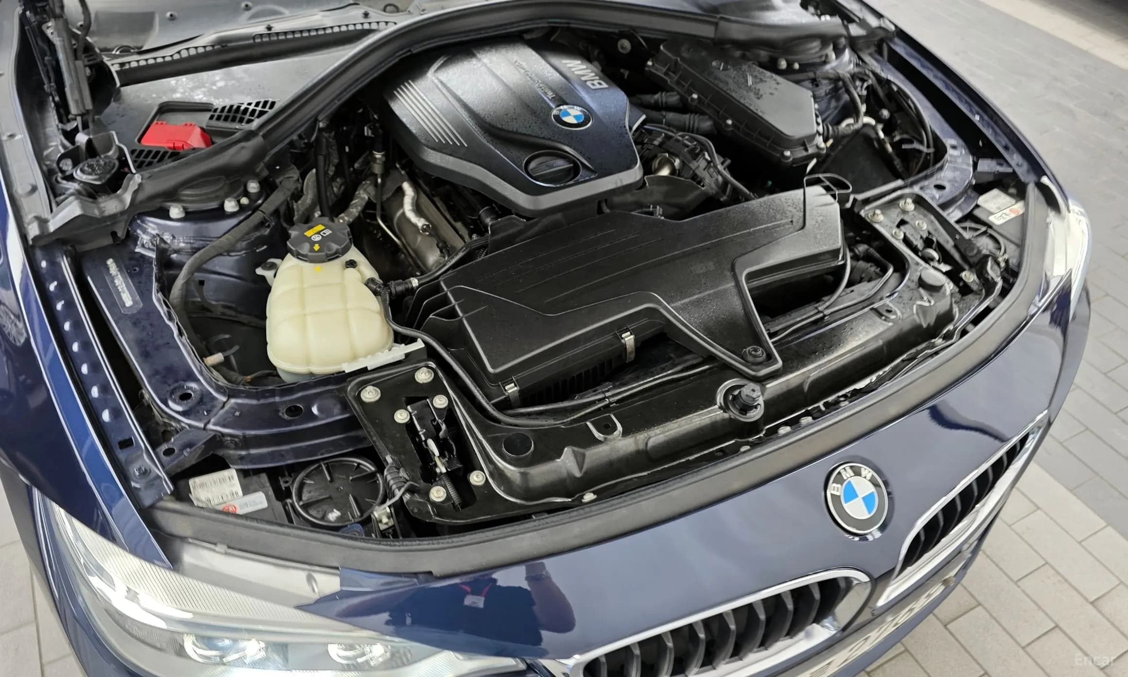 Series 4 (F32)