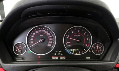 Series 4 (F32)