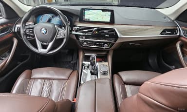 5 Series (G30)