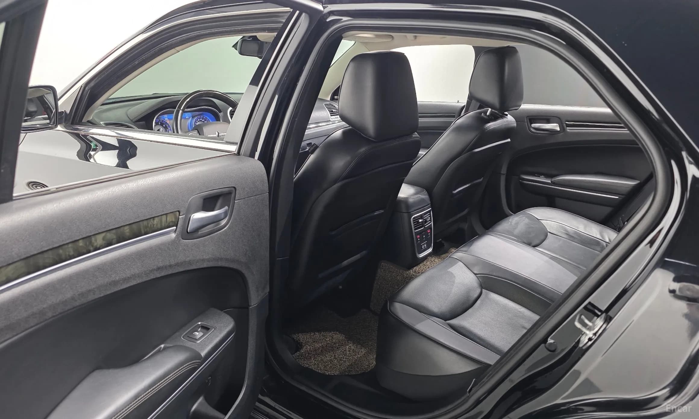 The New 300C