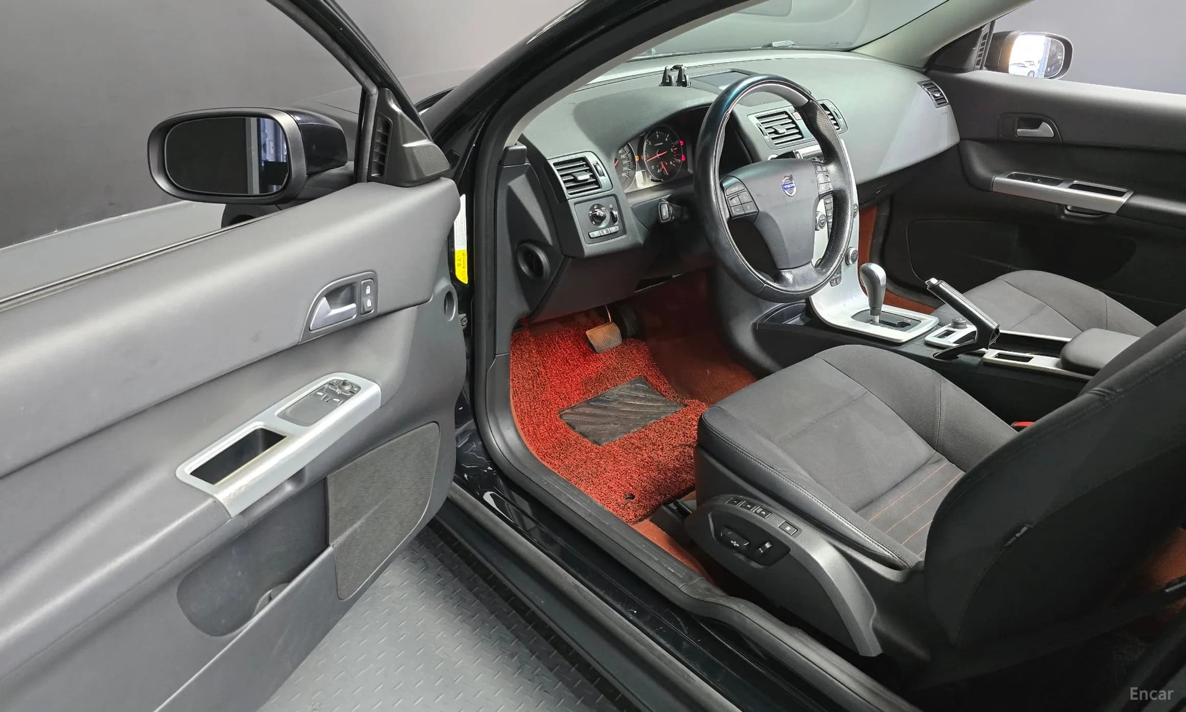 C30.