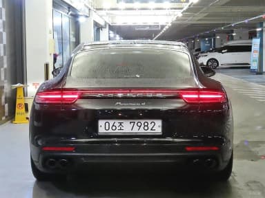 Panamera (971)