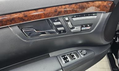 S-Class W221