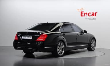 S-Class W221