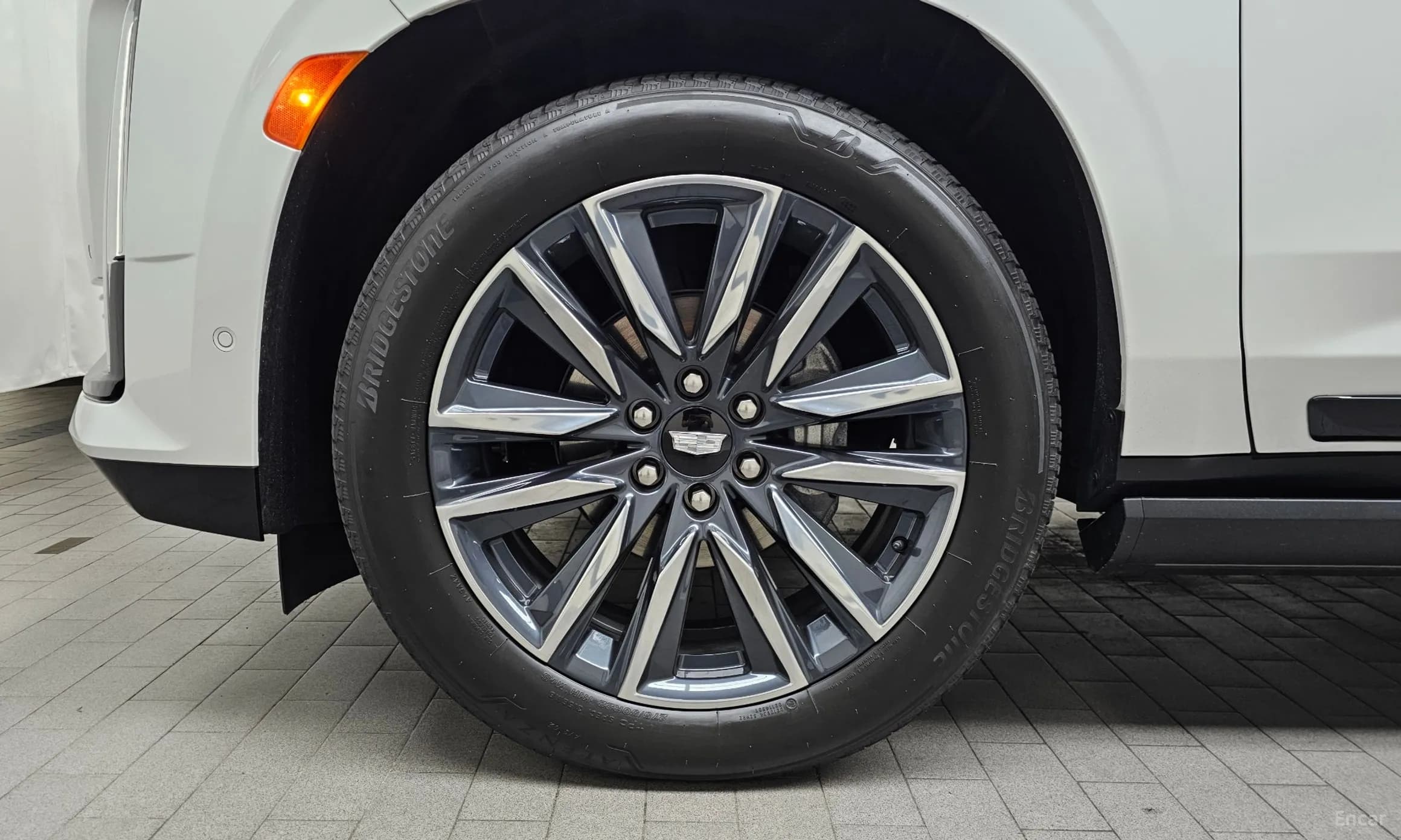 Escalade 5th Generation