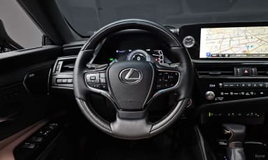 ES300h 7th Generation