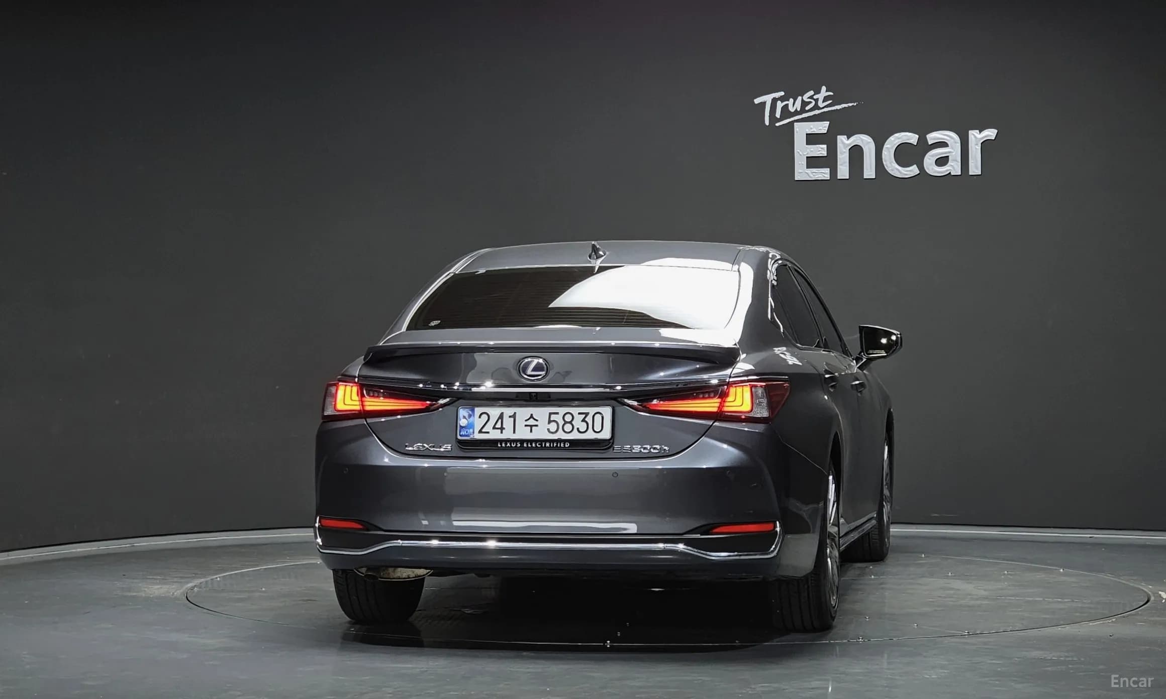 ES300h 7th Generation
