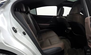 ES300h 7th Generation