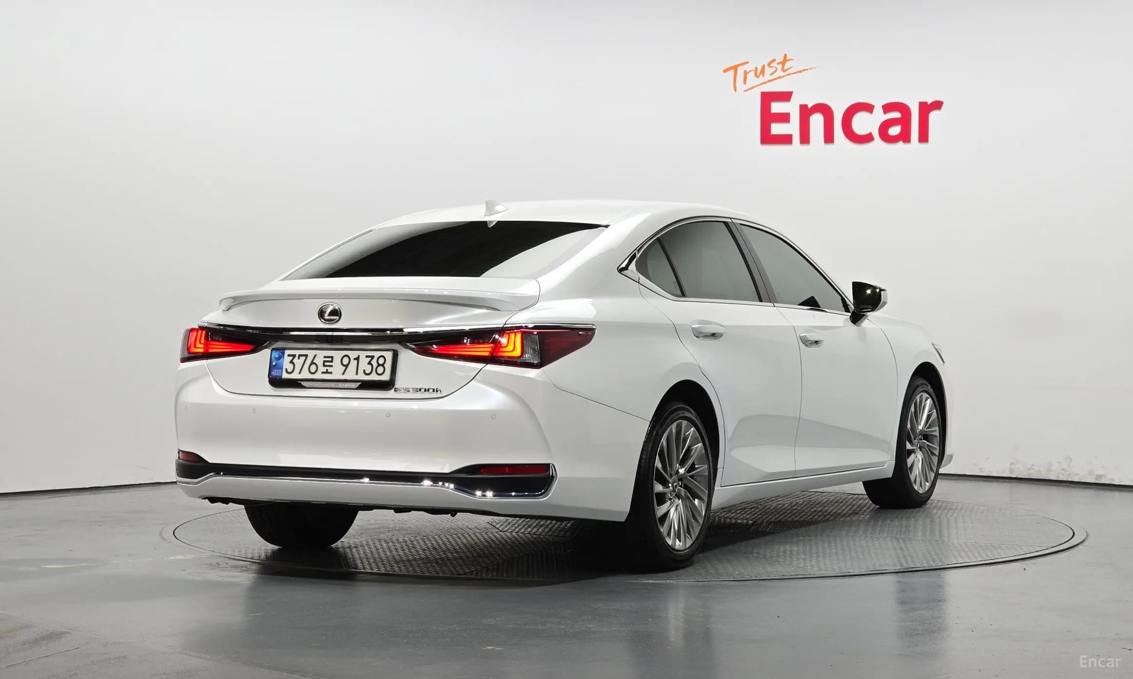 ES300h 7th Generation