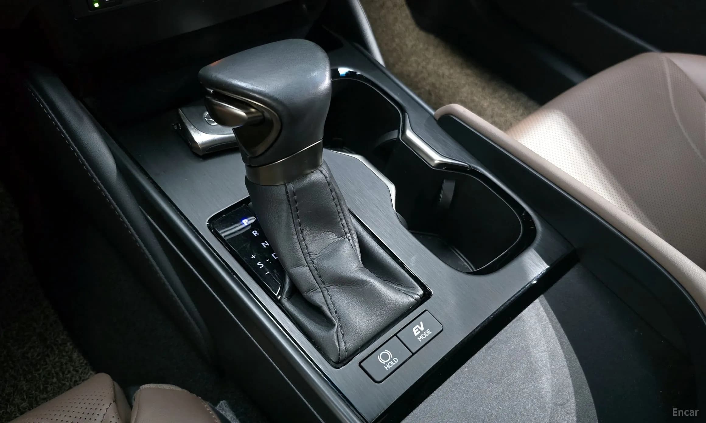ES300h 7th Generation