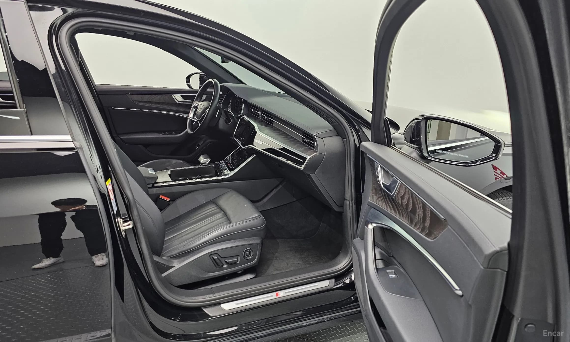 A6 (C8)