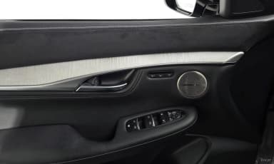 QX50 (P71A)