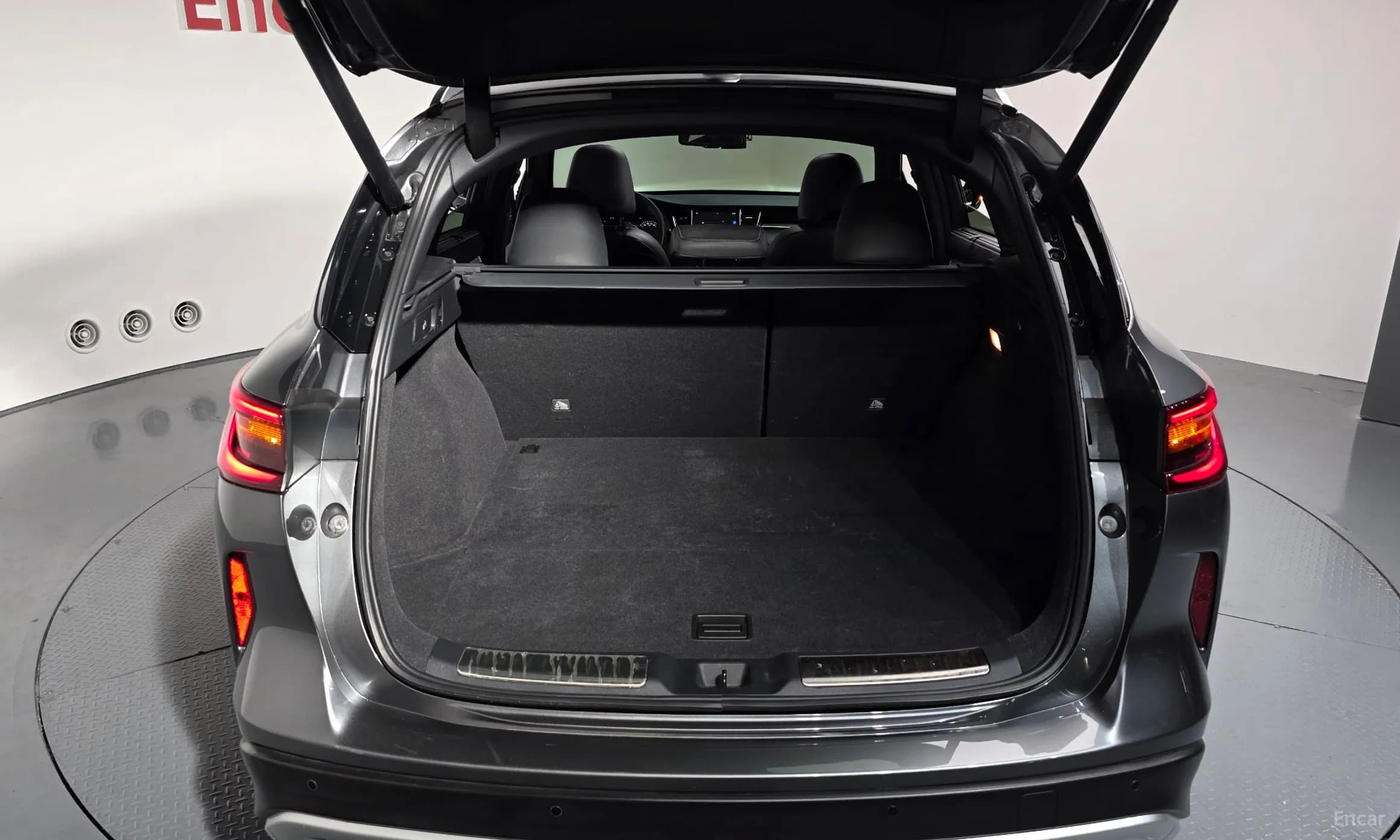 QX50 (P71A)