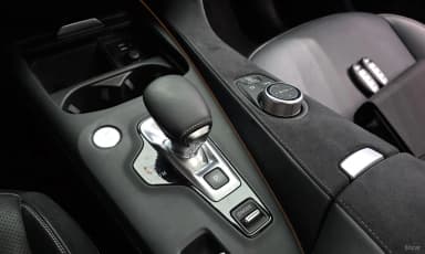 QX50 (P71A)