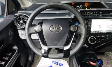 Prius C