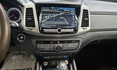 Rexton Sports Khan