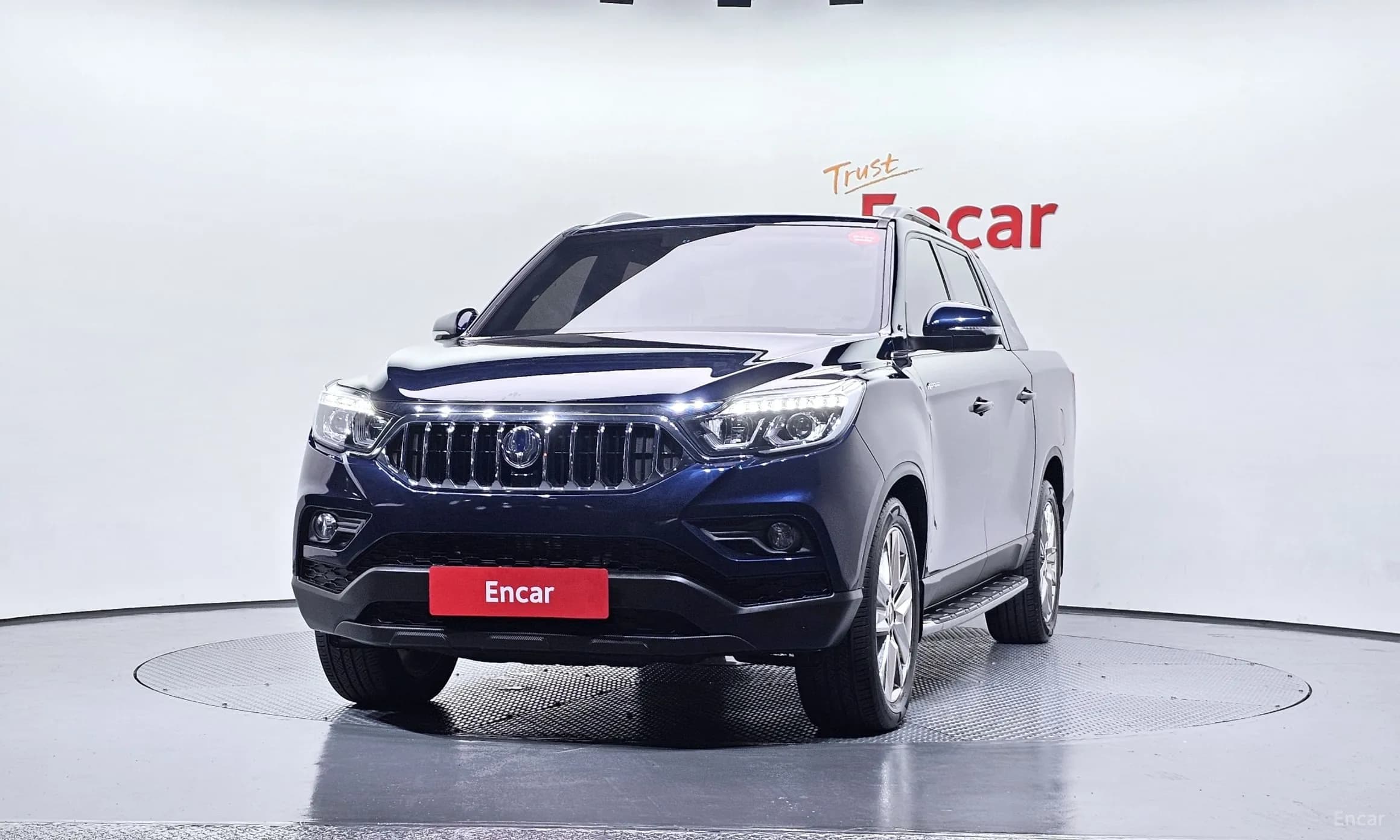 Rexton Sports Khan