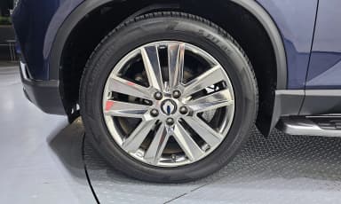 Rexton Sports Khan