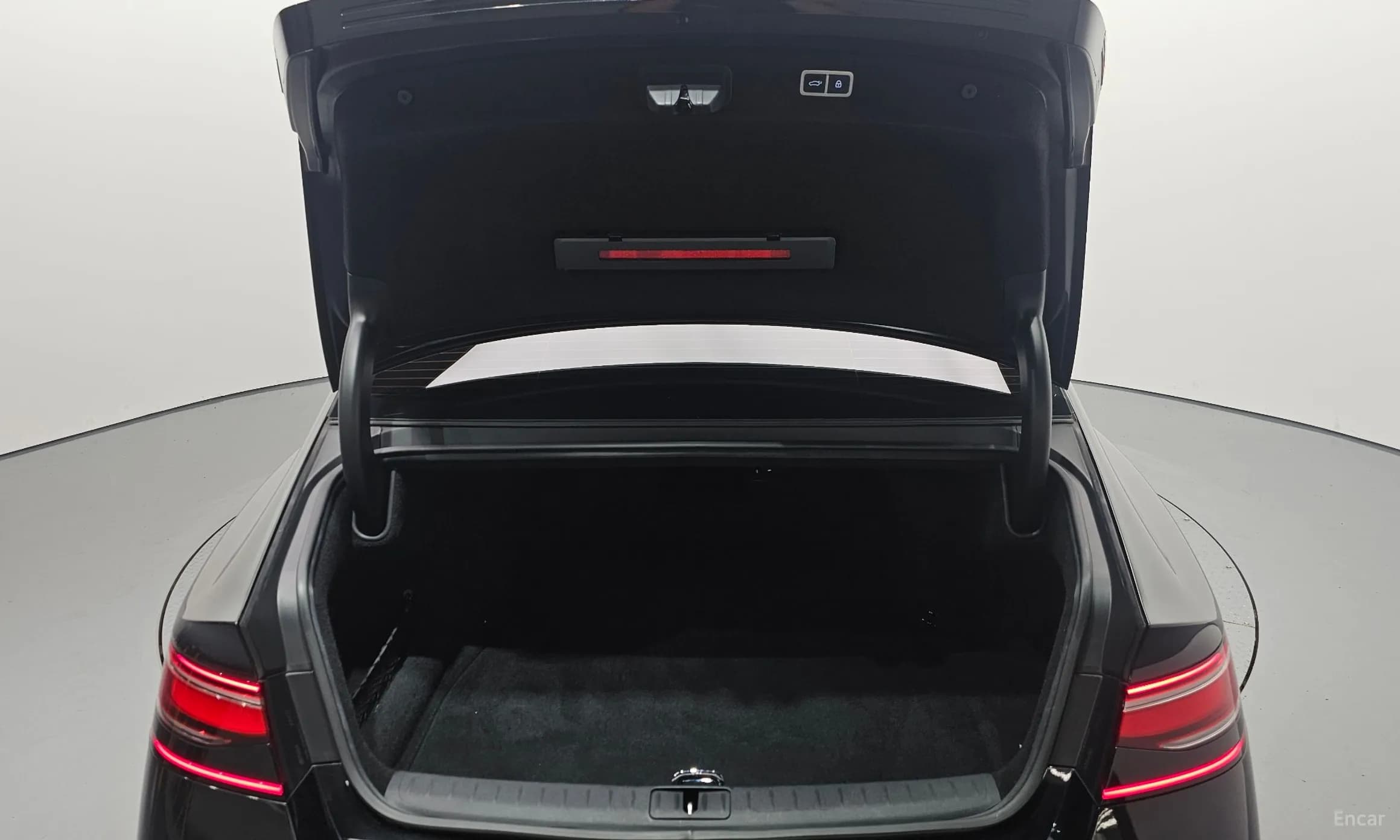 G90 (RS4)