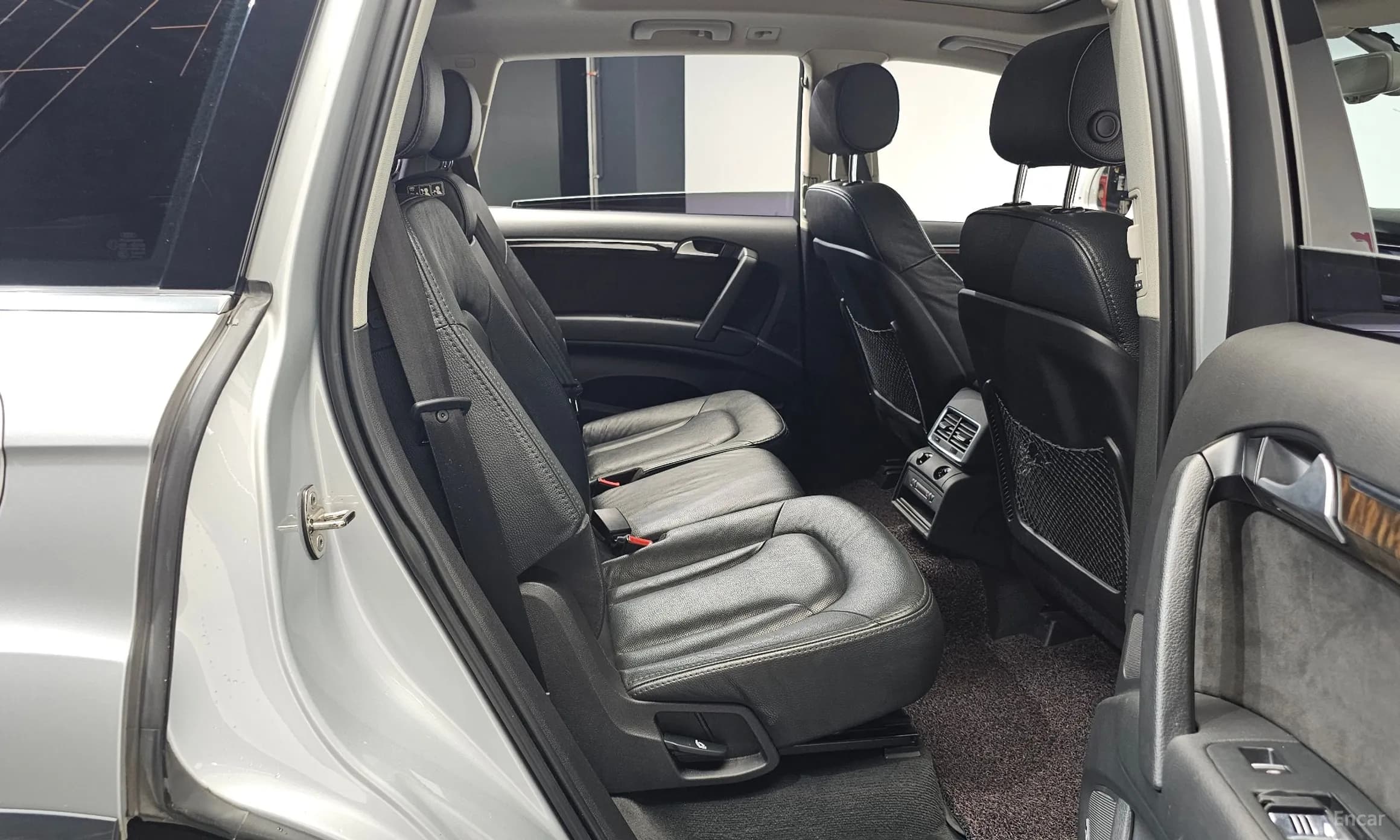 Q7