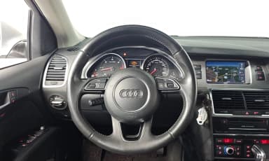 Q7