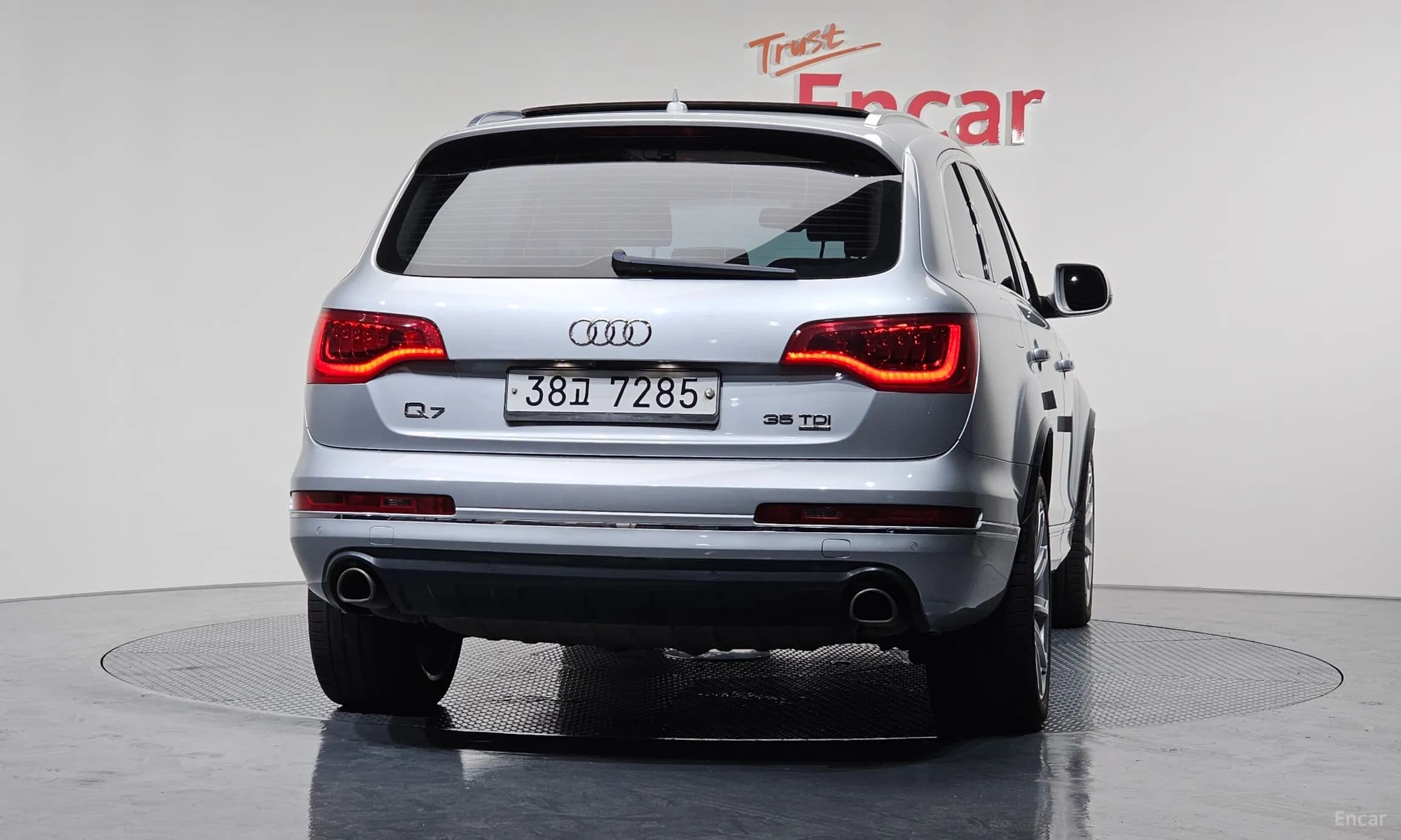 Q7