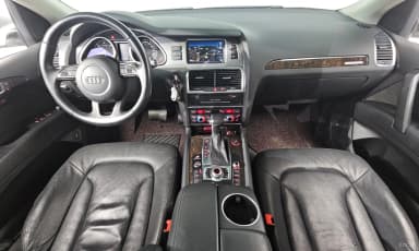 Q7