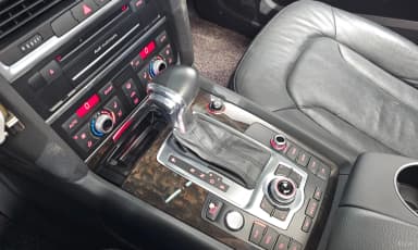 Q7